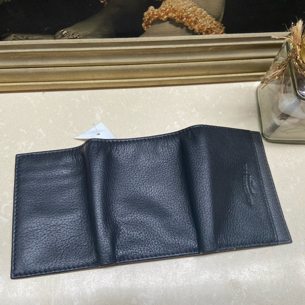 Levis Leather Wallet. UNISEX - Picture 7 of 9